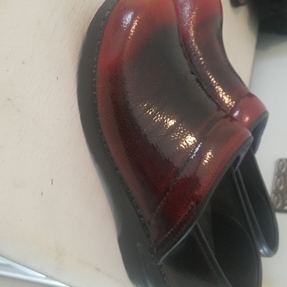 Clogs - Picture 4 of 4